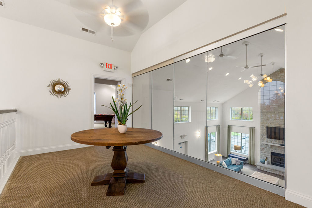 Marble Cliff Commons Image 27
