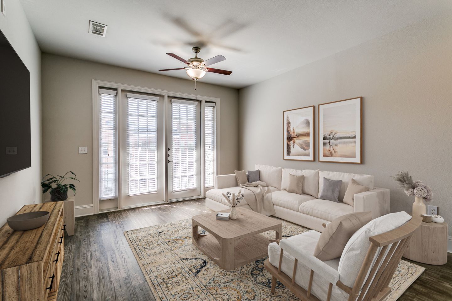 Varia at Highland Village Image 10