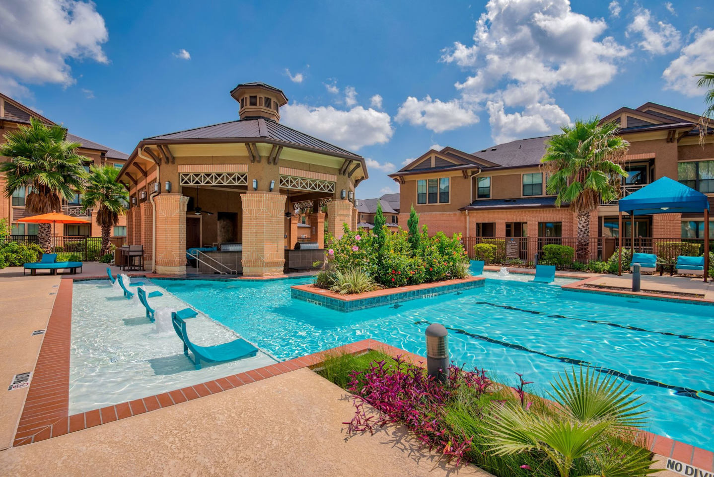 Grand Fountain Image 1