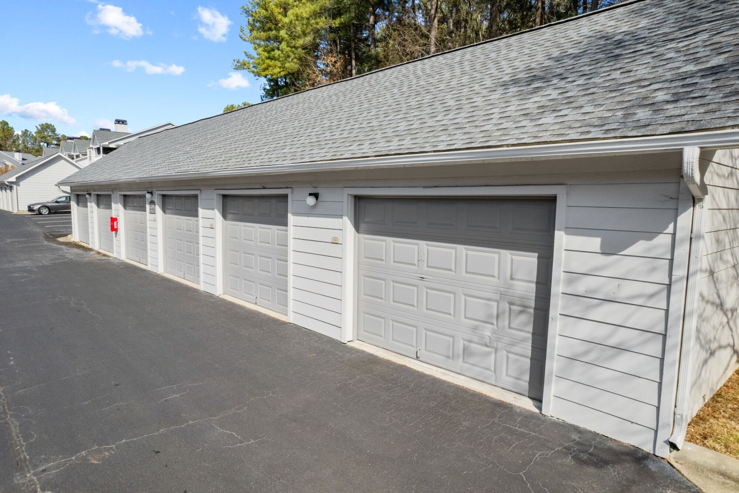 The Waterford Apartments Image 38