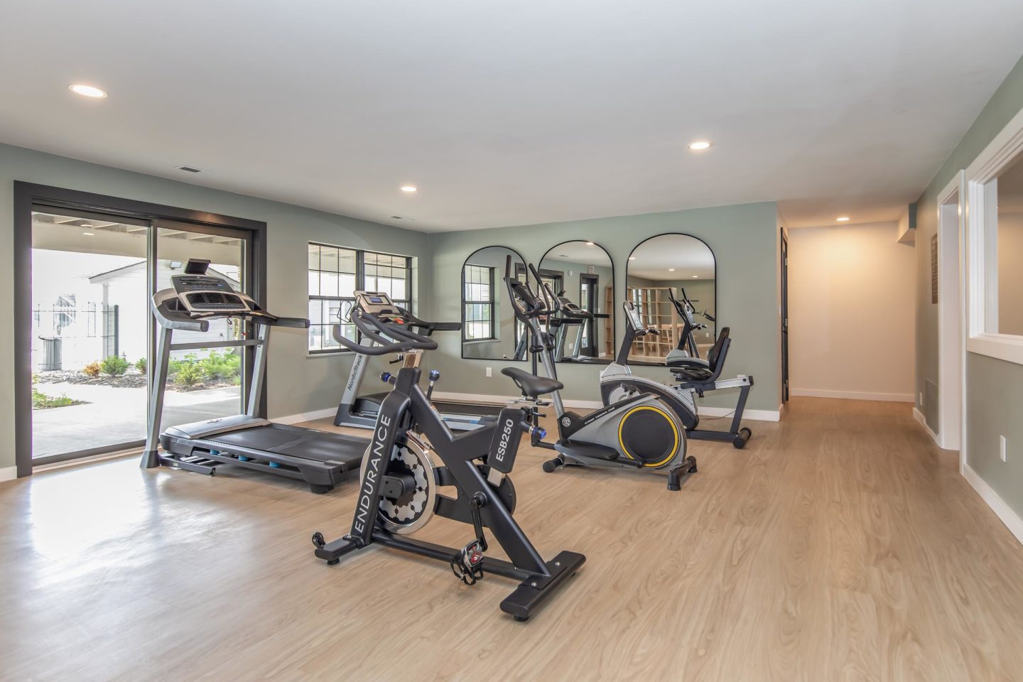 The Arbor Apartments and Townhomes Image 68