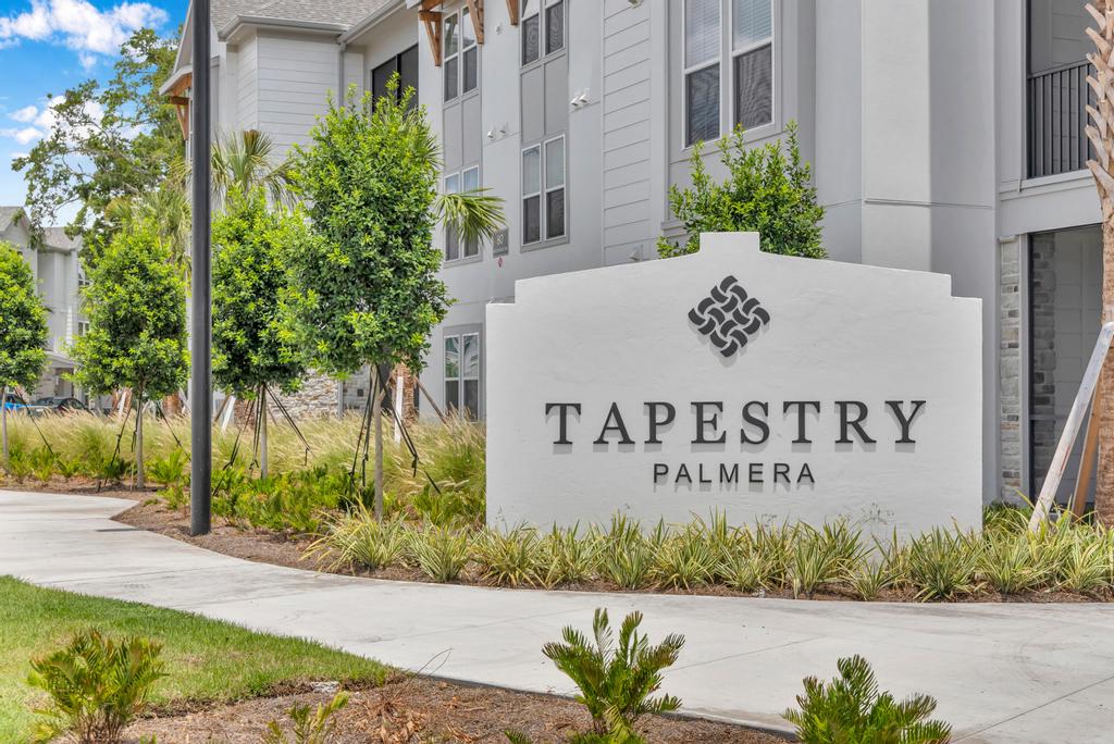 Tapestry Palmera Image 77