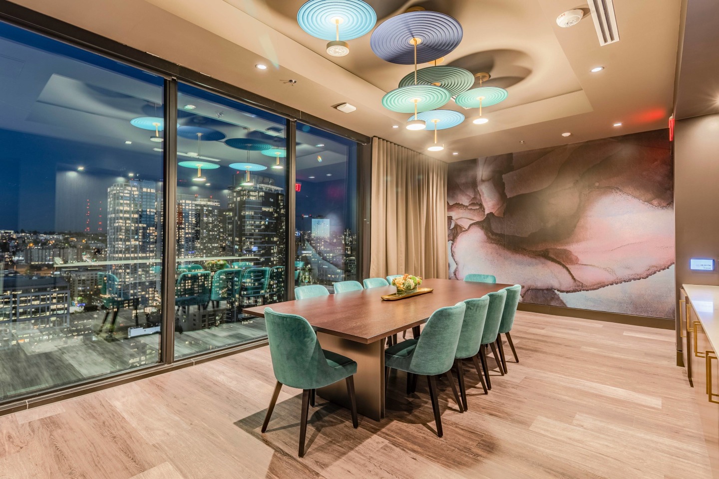 The Waverly Image 24