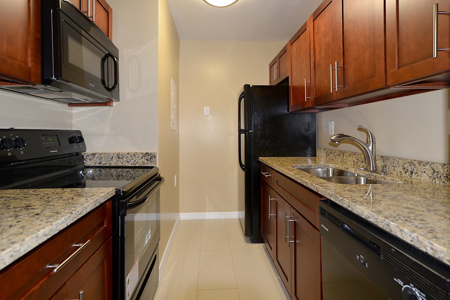 St. Andrews Palm Beach Apartments Image 5