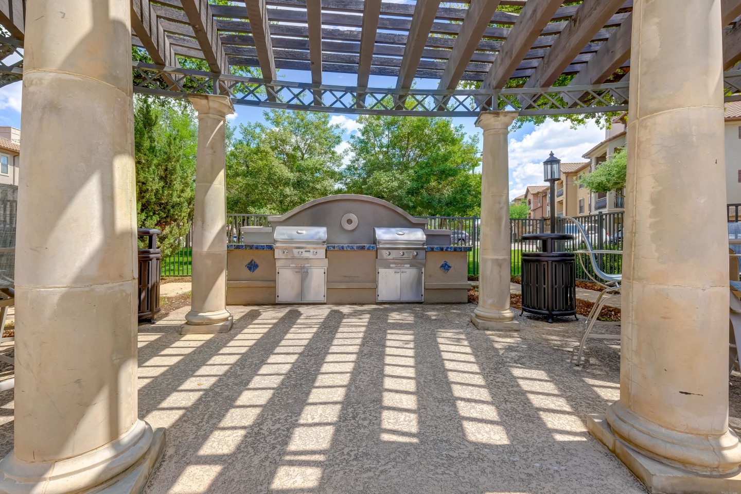 La Villita Lakeside Image 12