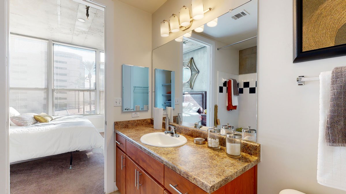 Skyline Lofts Apartment Homes Image 11