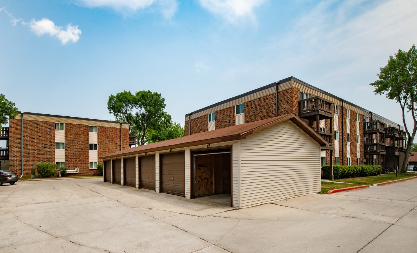 Forest Park Apartments Image 12