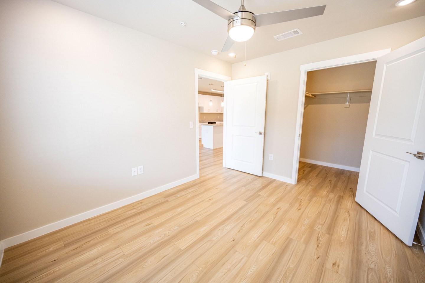Camden Crossing Image 10