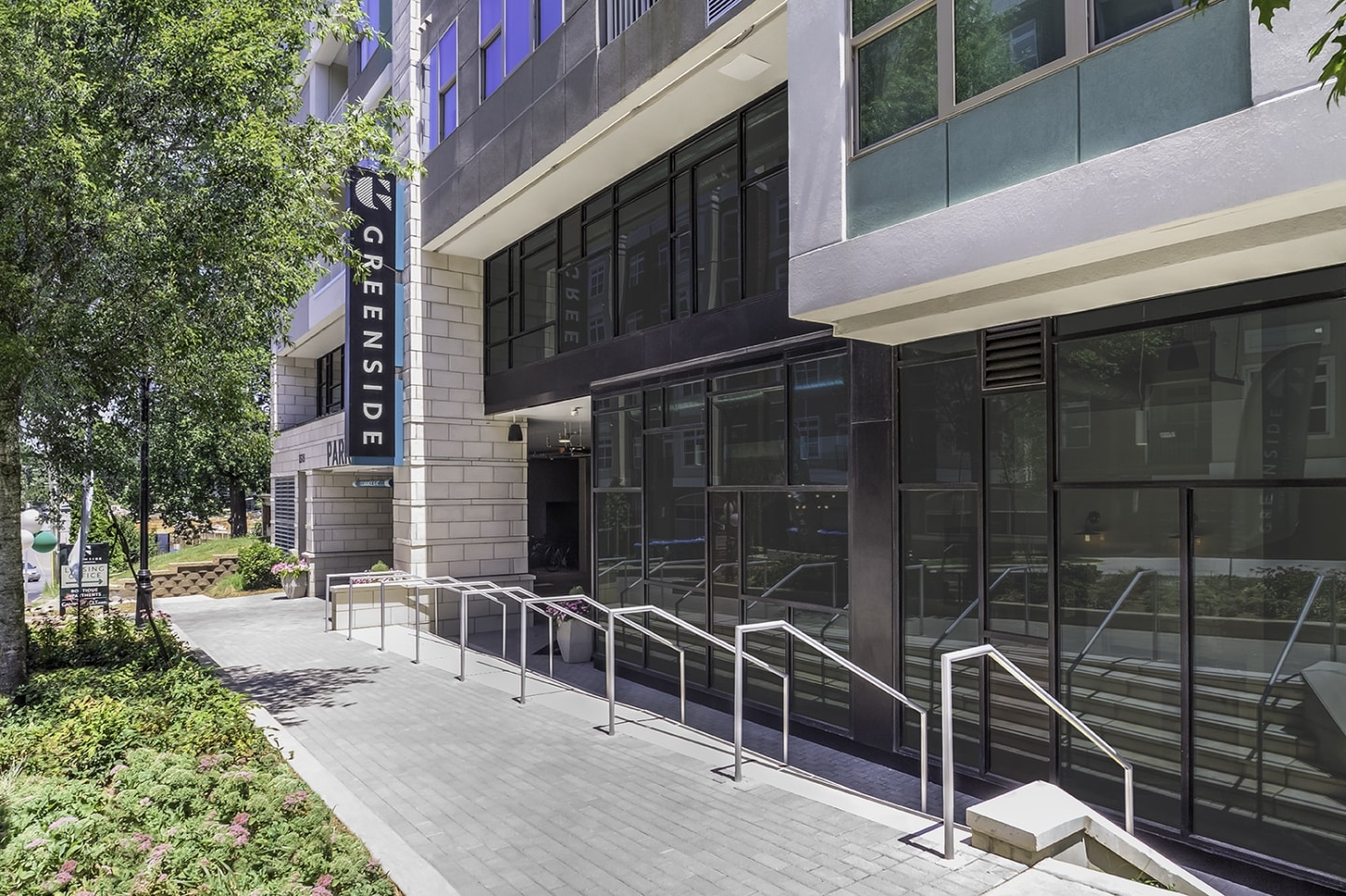 Greenside Image 21