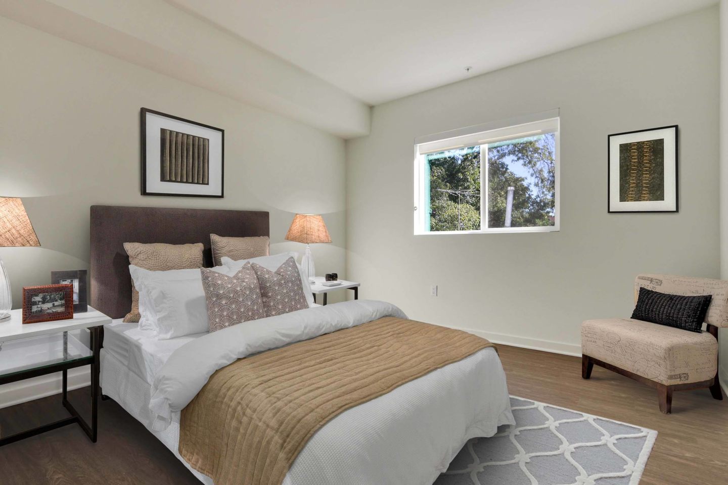 The Metropolitan at Larchmont Village Image 18