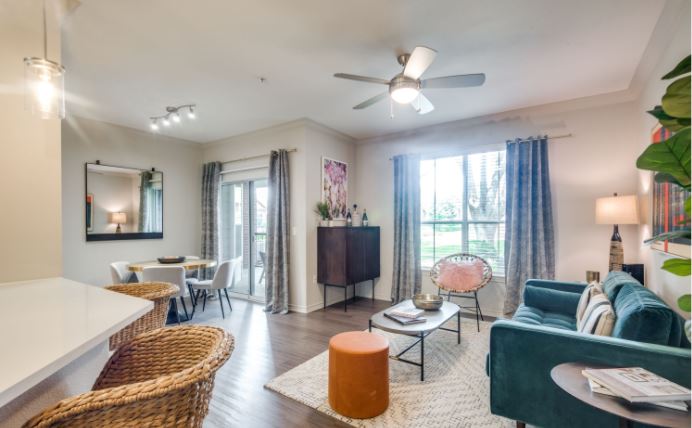 Aventura on Briar Forest Image 6