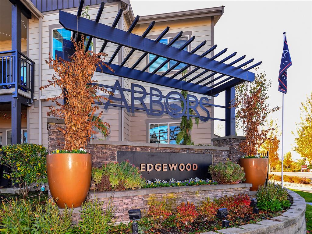 The Arbors at Edgewood Image 27