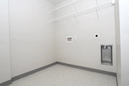 Landmark 301-Senior Living Image 10