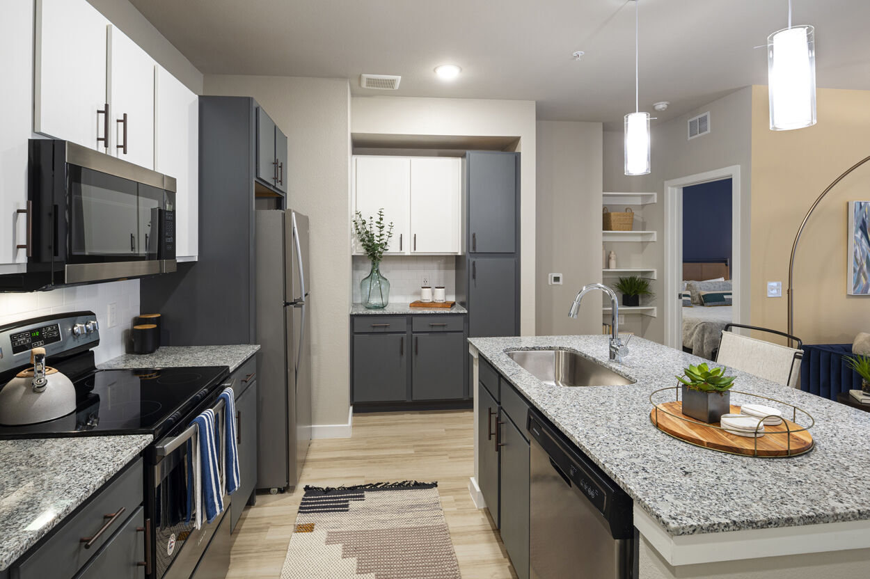 Ascend Ventana Lakes Image 19