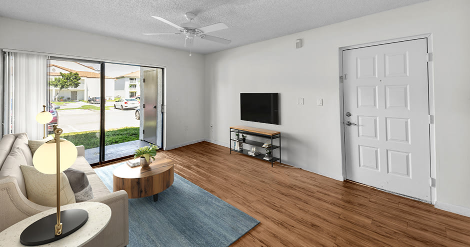 La Vue at Emerald Pointe Image 8