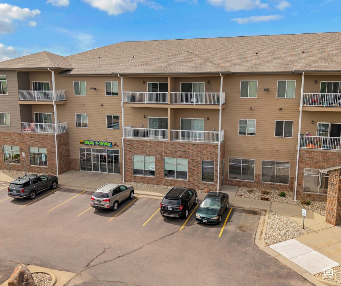 MacArthur Square Apartments Image 19