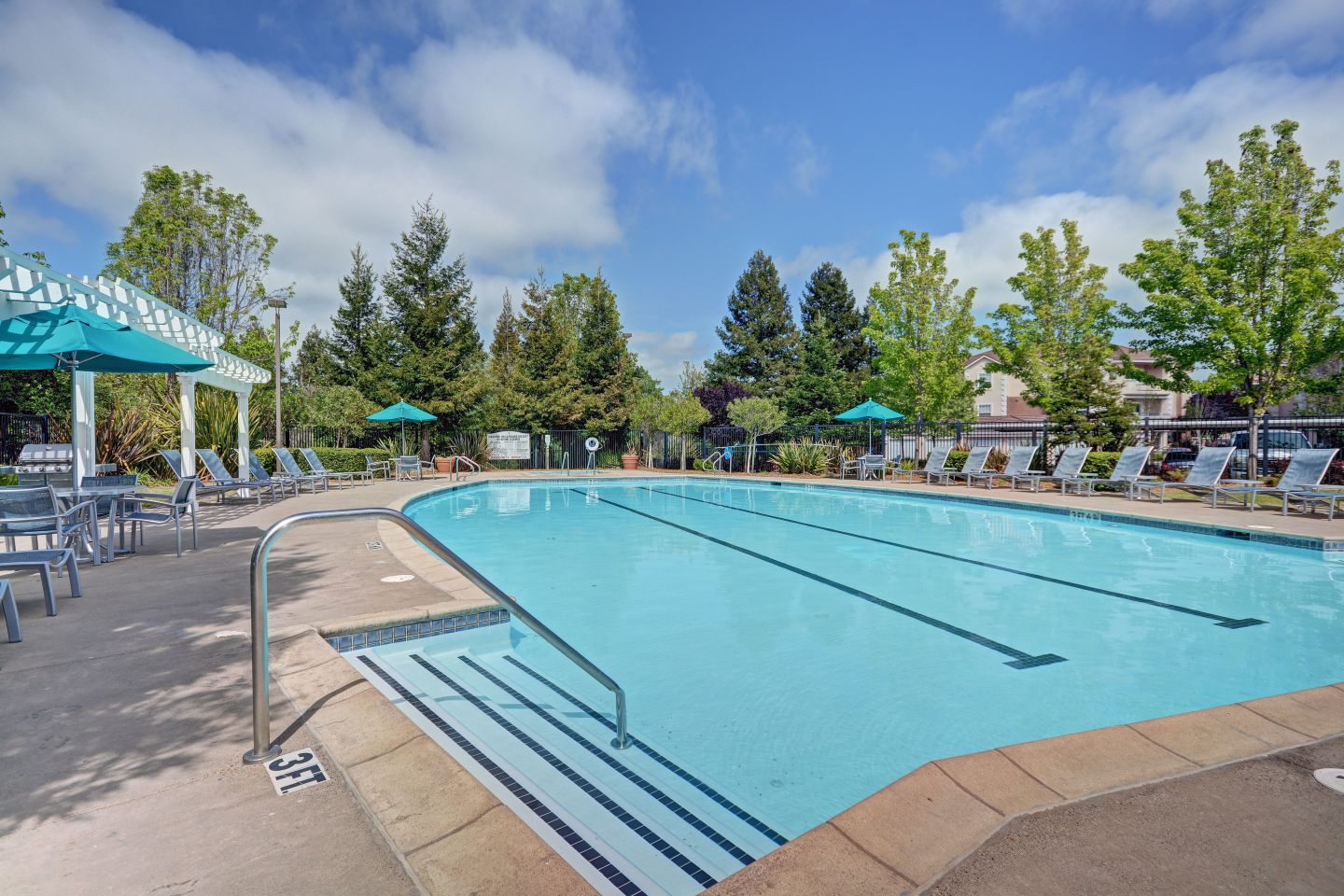 Bell Rohnert Park Image 1