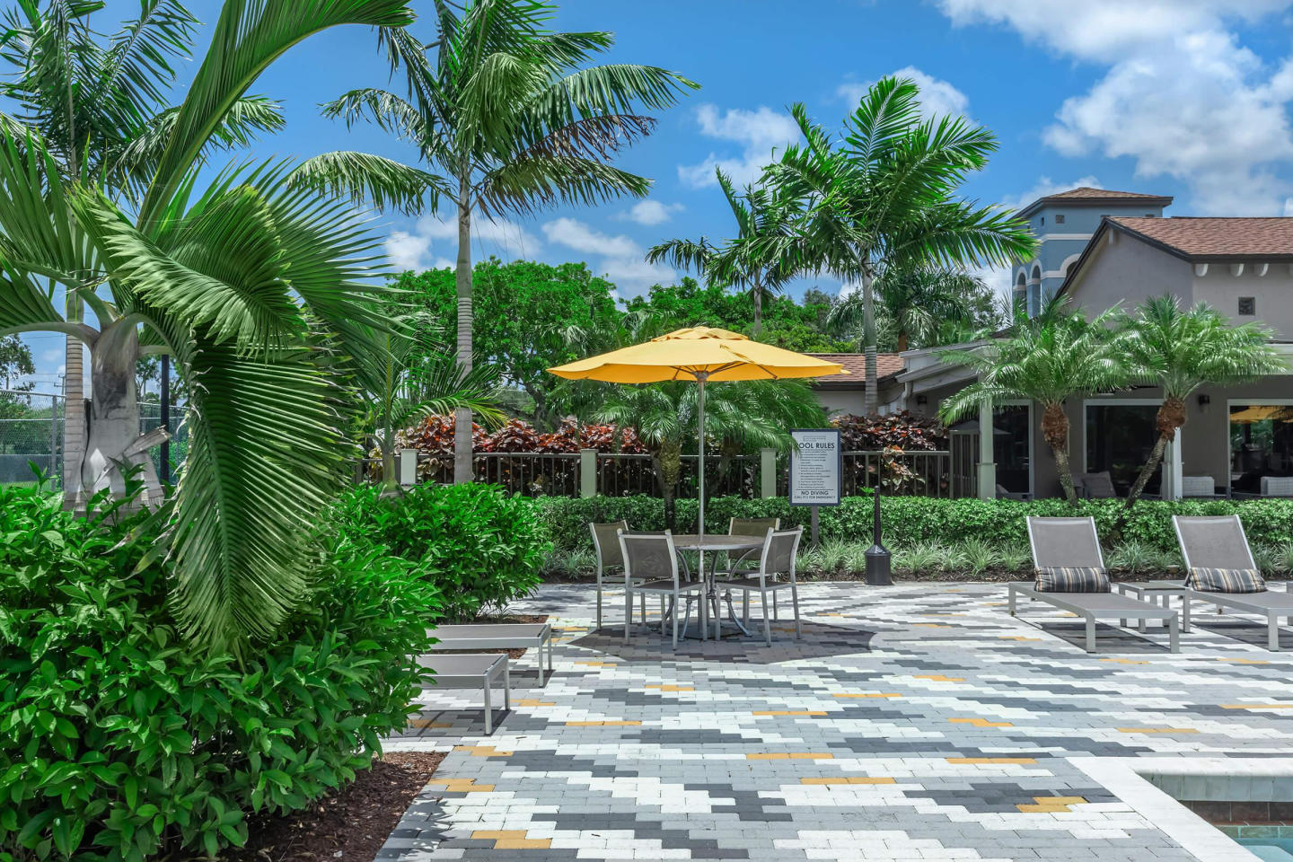 Latitude Pointe Image 31