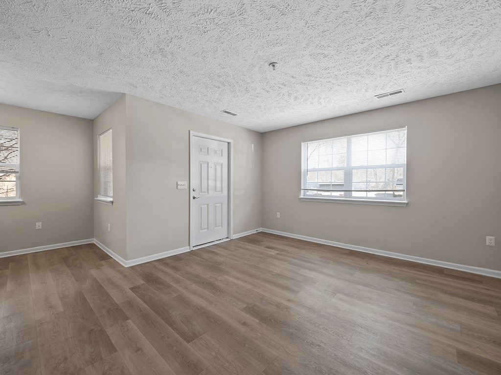 Silver Lake Hills Image 15