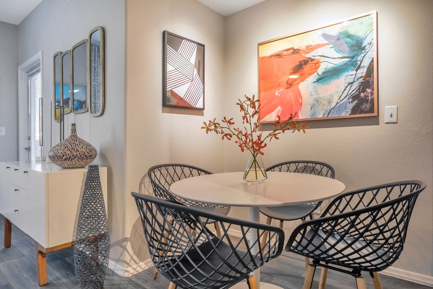 Mandarina Luxury Apartment Homes Image 31