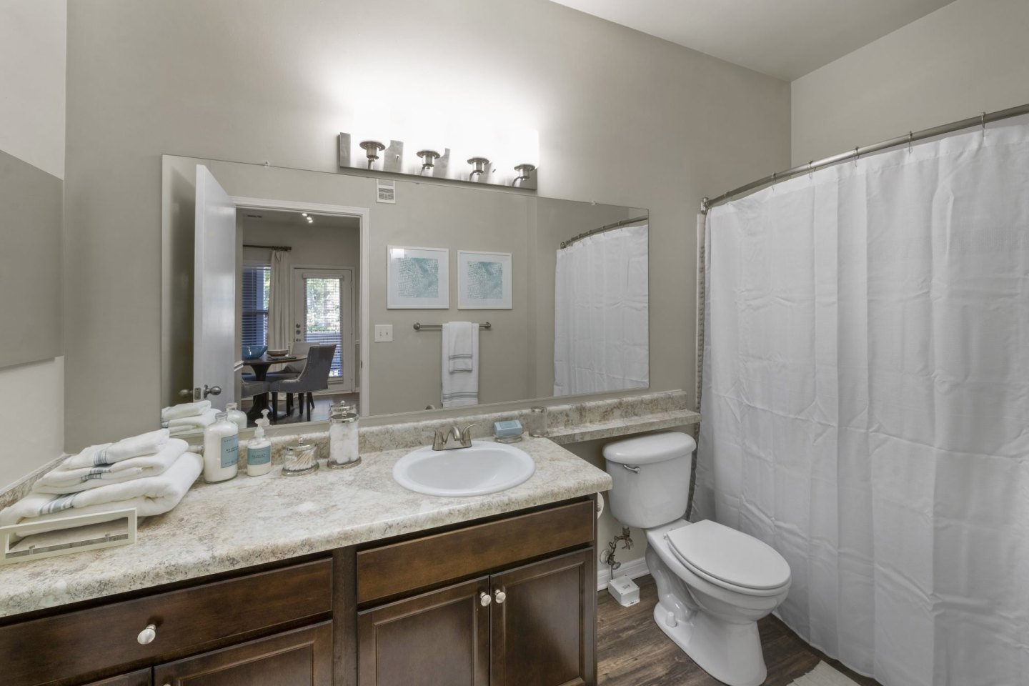 Cambridge Park Apartments Image 13