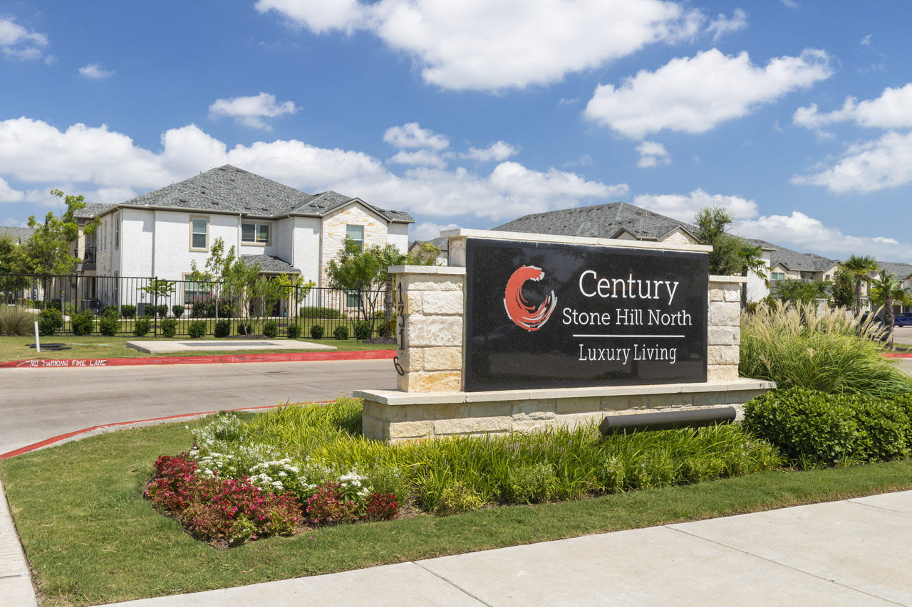 Century Stone Hill North Image 42