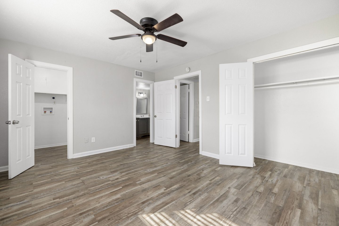 Senita Apartment Homes Image 9