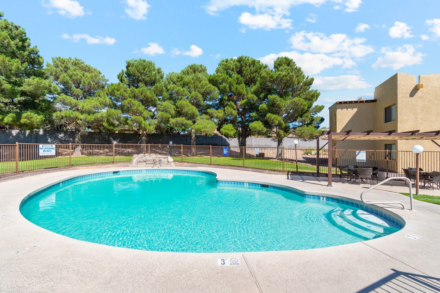 Copper Ridge Apartments Image 1