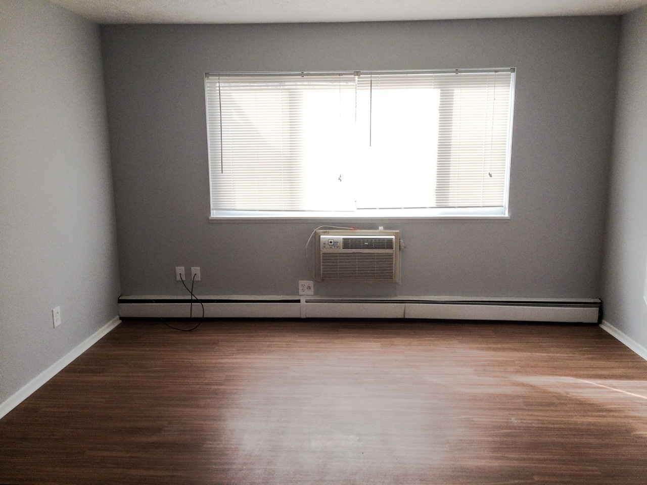 Maple Eastlake Apartments Image 18