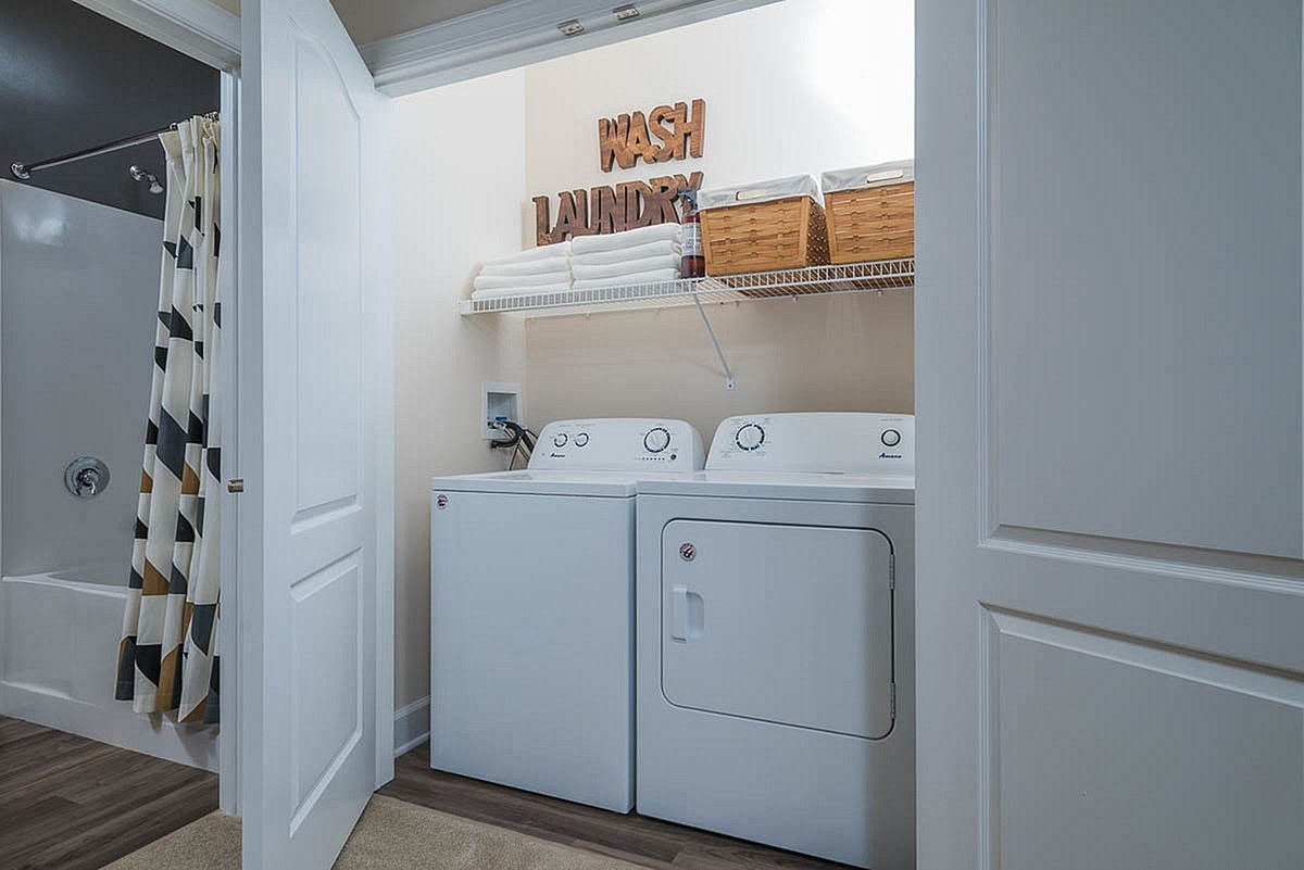 Abberly Waterstone Apartment Homes Image 15