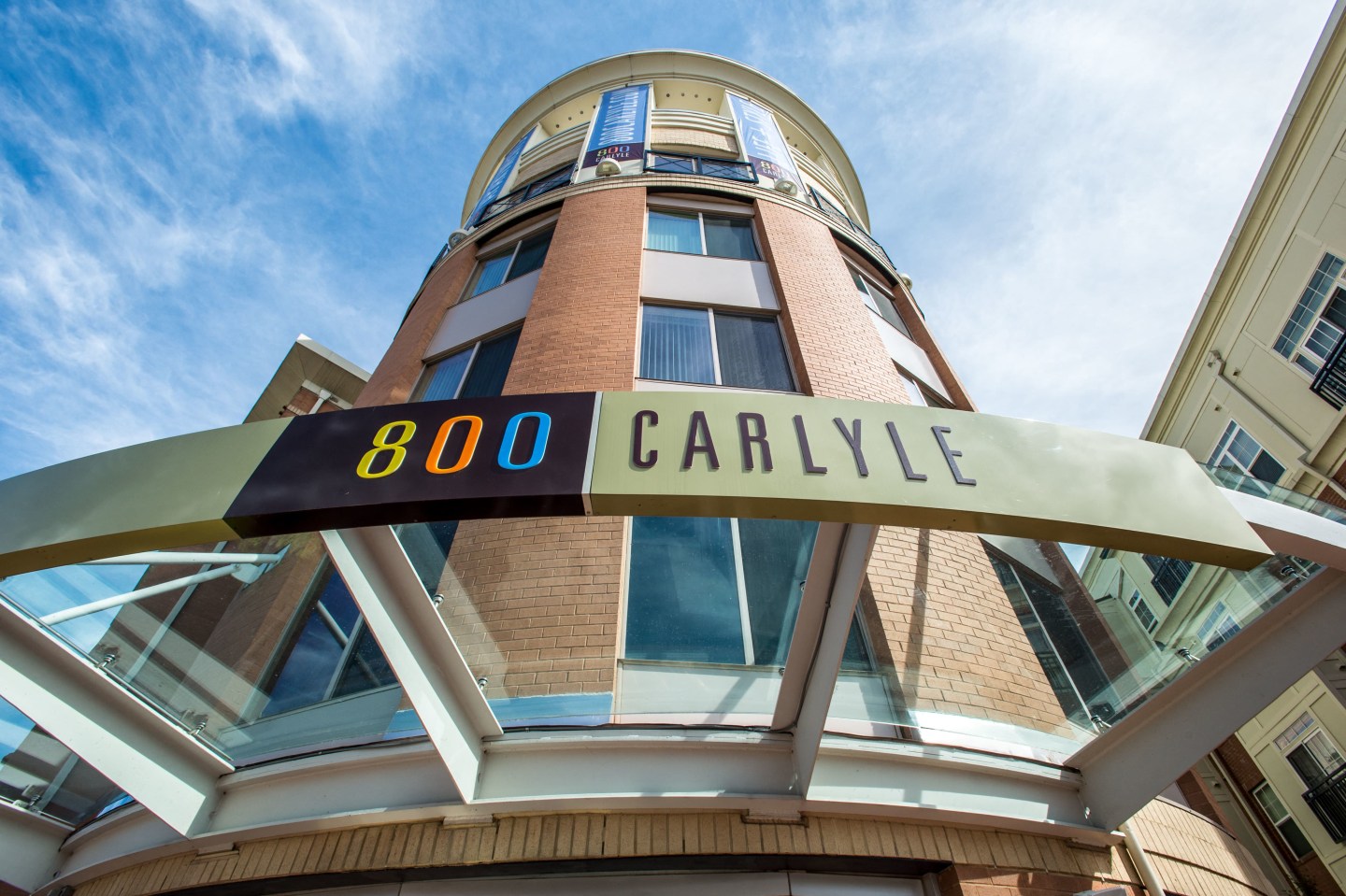 800 Carlyle Image 16