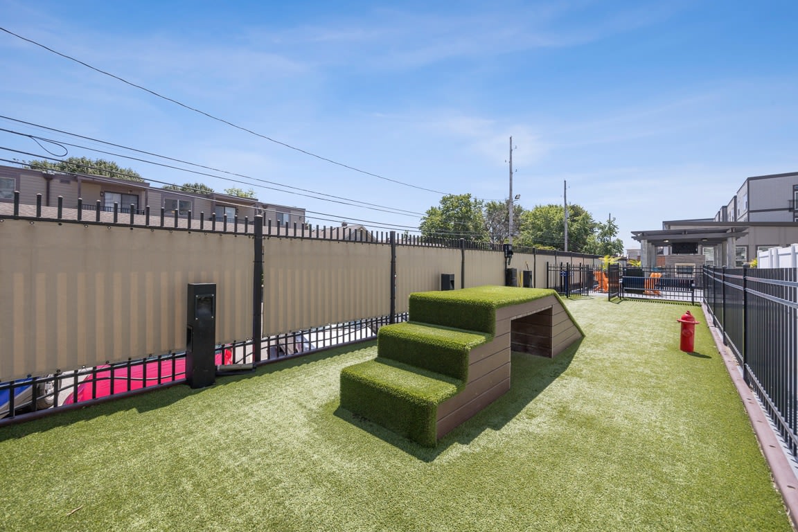 45 Madison Image 16