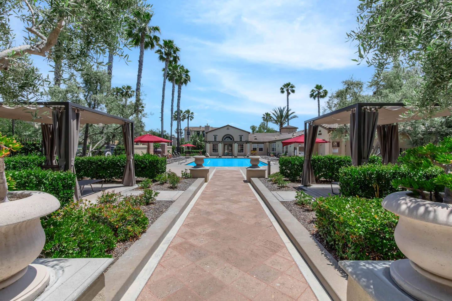 Laurel Vista Apartment Homes Image 6