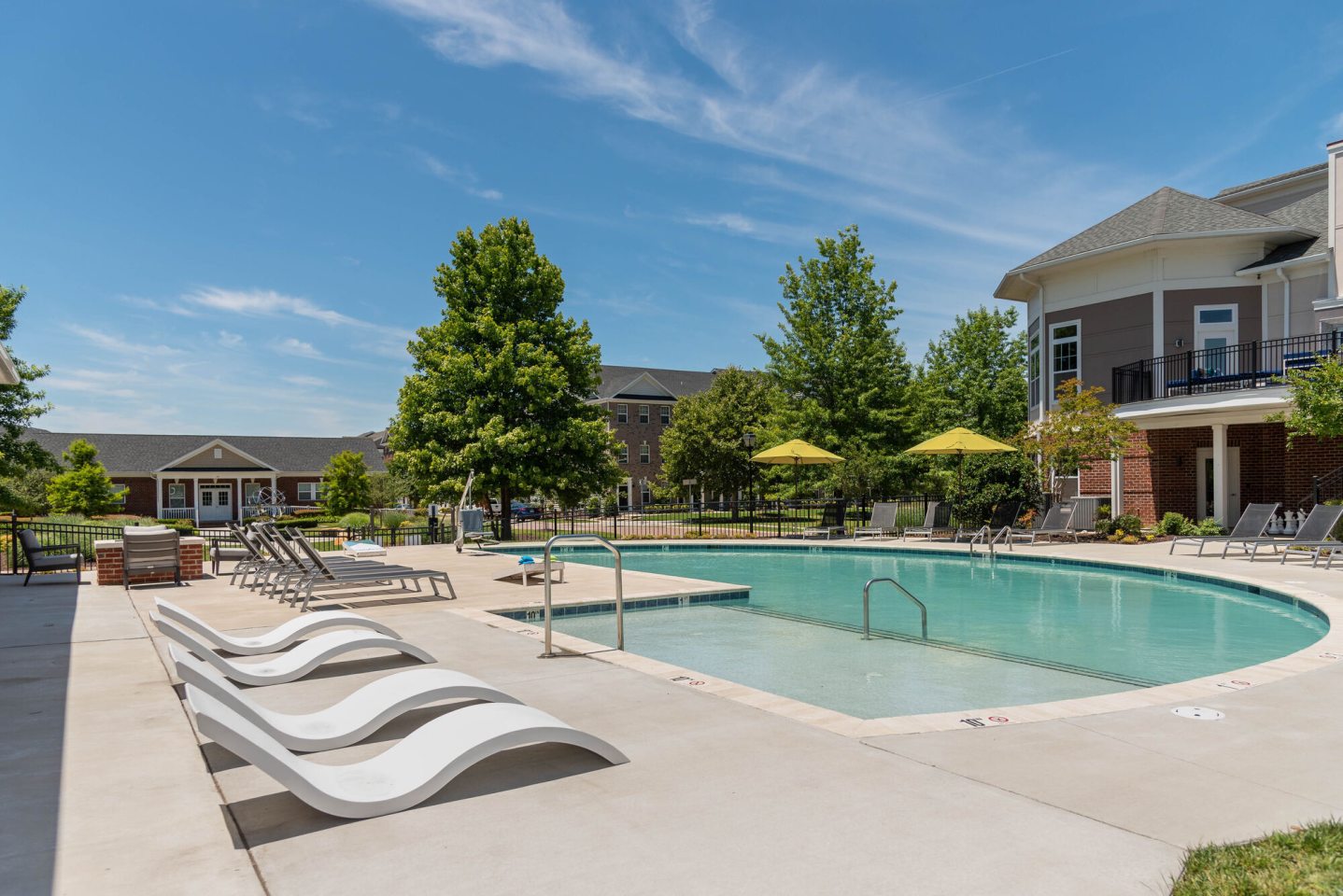 Pinnacle Apartments Image 24