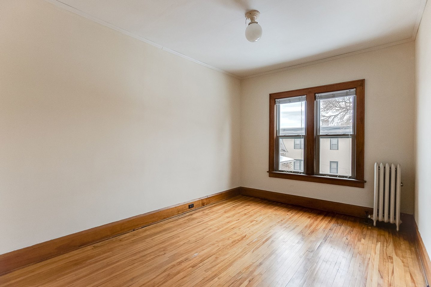 3925 Pleasant Avenue S Image 13