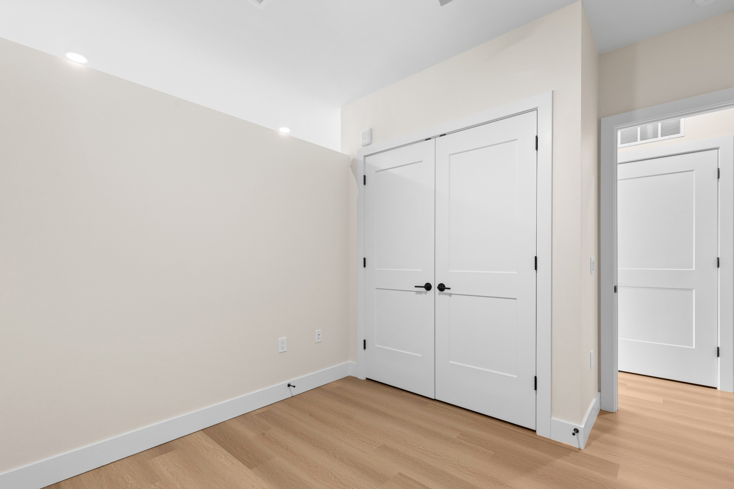 Frameline Apartments Image 18