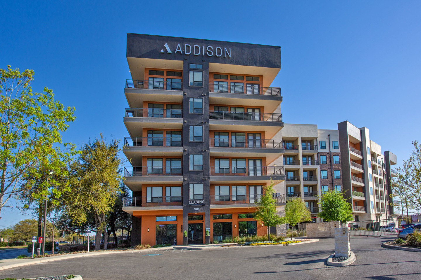 Addison Medical Center Apartments Image 1