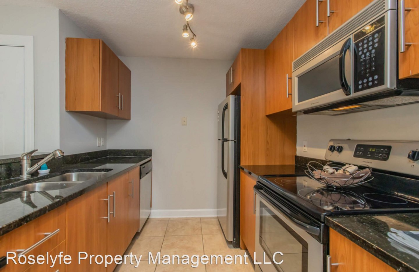 Atlantica Apartments Image 2