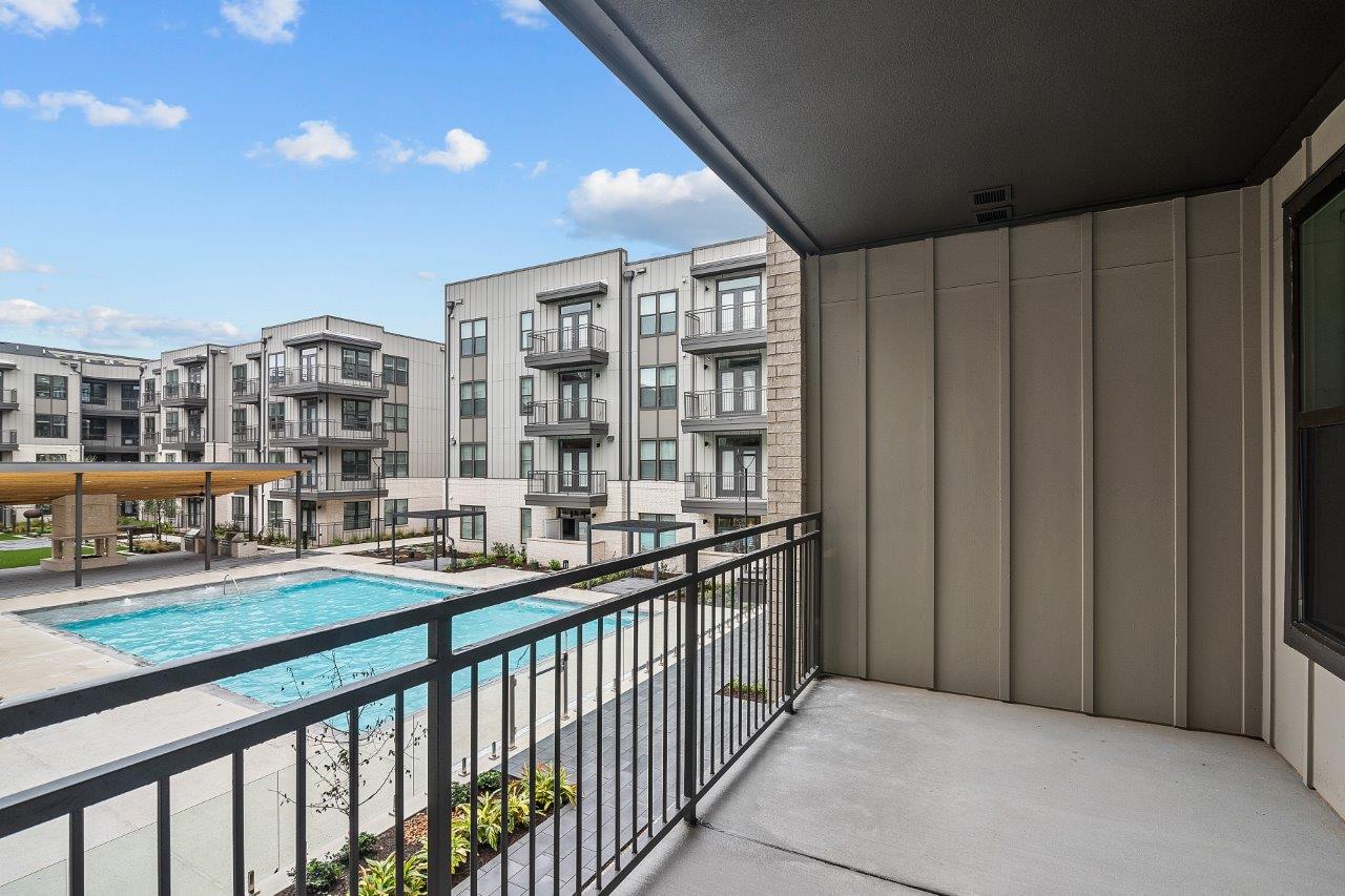 Lenox Katy Crossing Image 35