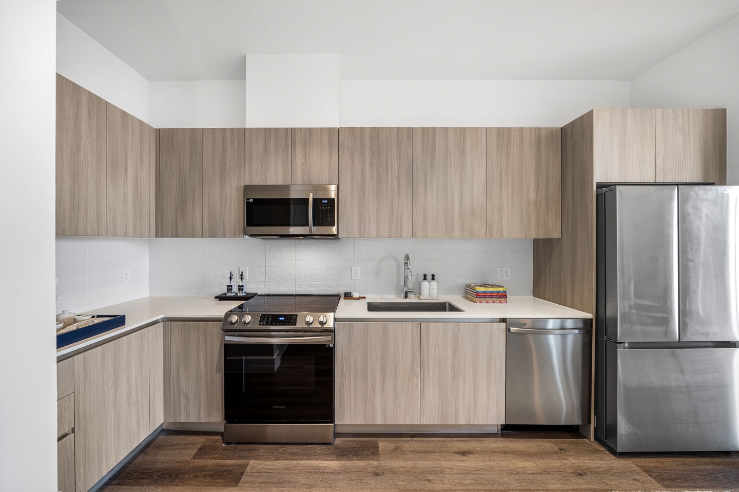 Grove Central Residences Image 3