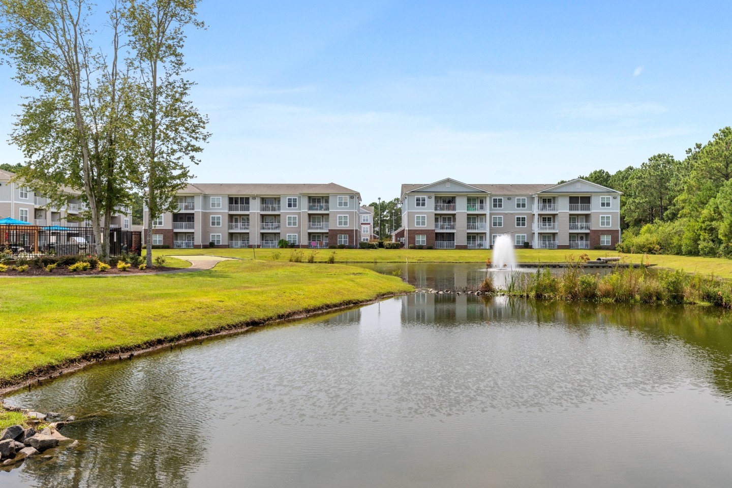 Tides at Calabash Apartments Image 22
