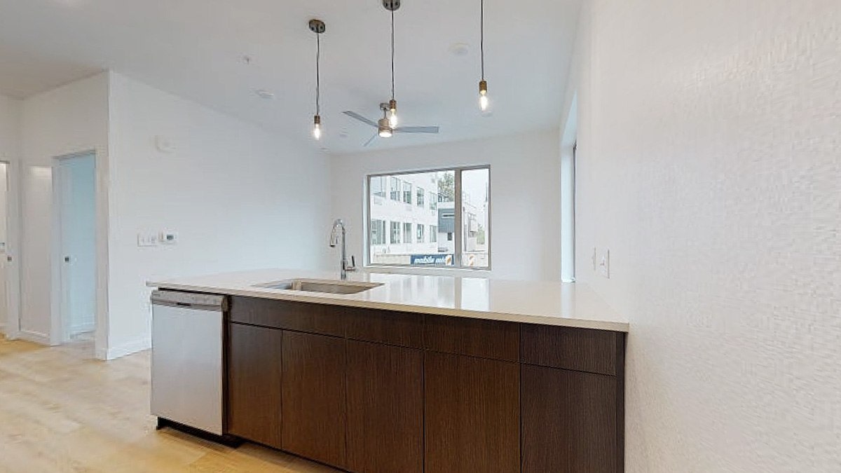 Proto Apartments Image 12