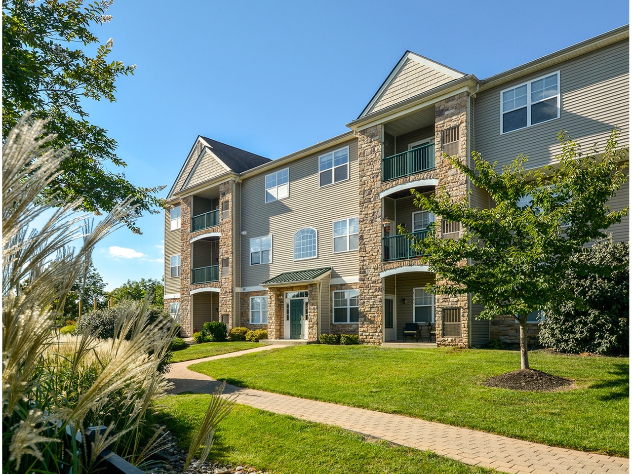 Plymouth Pointe Apartments Image 18