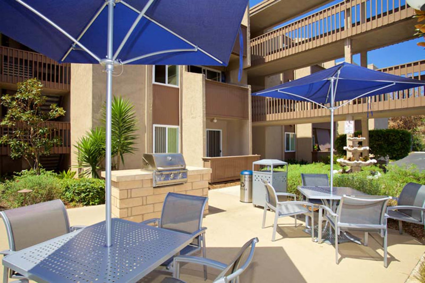 Pacific Bay Club Image 7