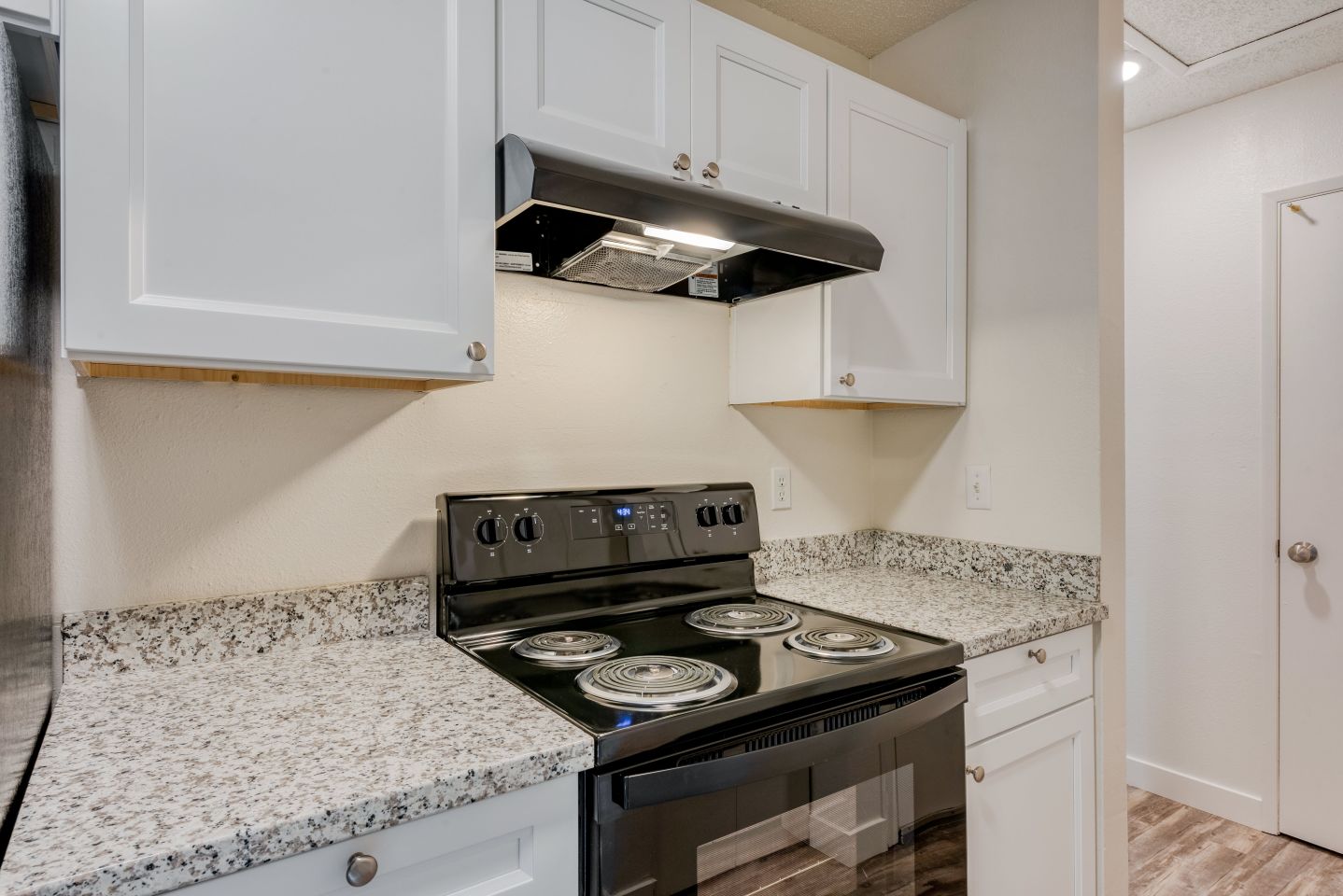 Michael Manor Apartments Image 5