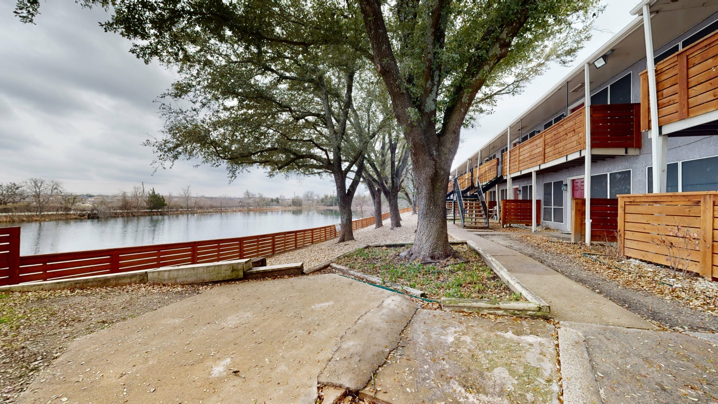 Lake Breeze Image 15