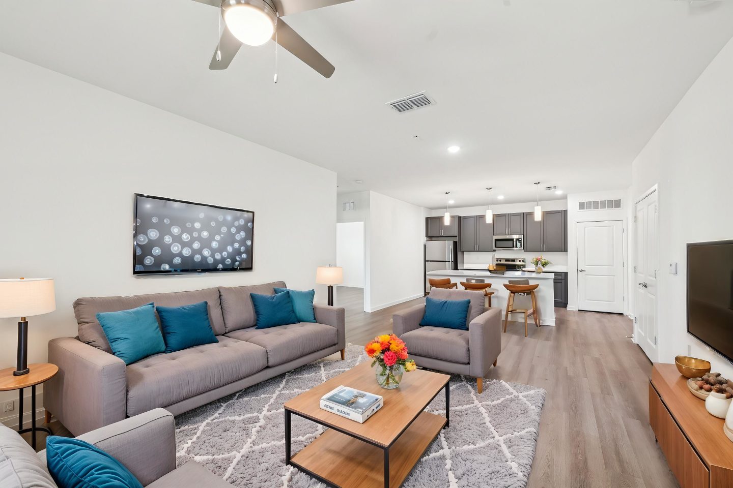 Revello Apartments Image 33