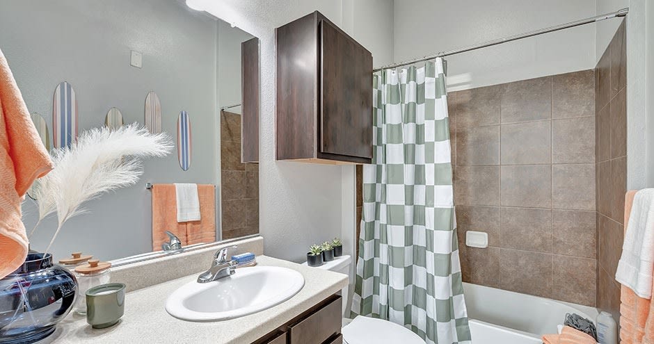 Student Housing - Iconic on Alvarado Image 18