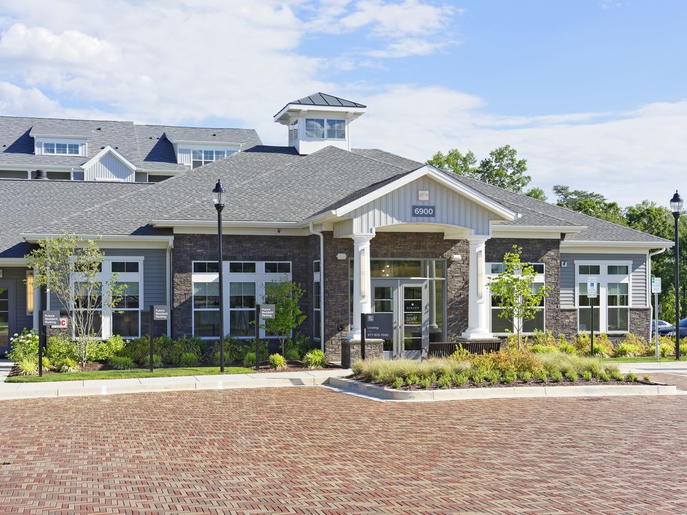 Avalon Laurel Image 37