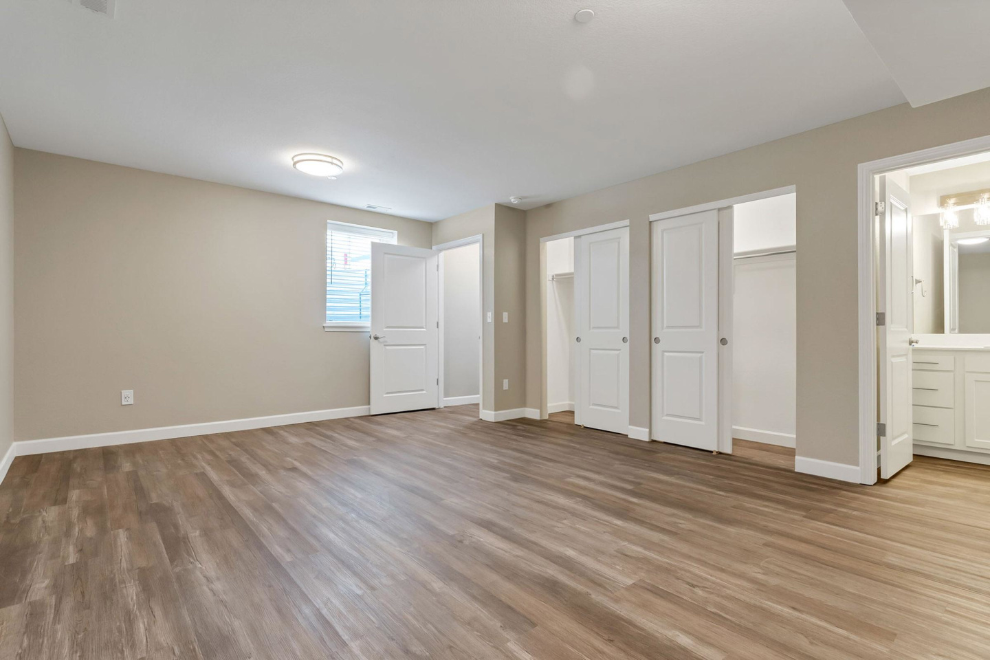 Briar Grove Townhomes Image 210